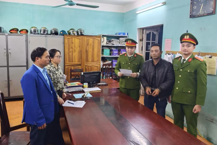 Khởi tố tài xế container gây tai nạn khiến 5 người tử vong tại chỗ ở Tuyên Quang.