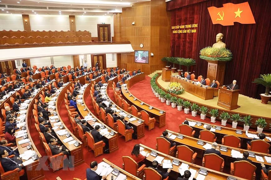 Hội nghị giữa nhiệm kỳ Ban Chấp hành Trung ương khoá XIII. Ảnh: TTXVN