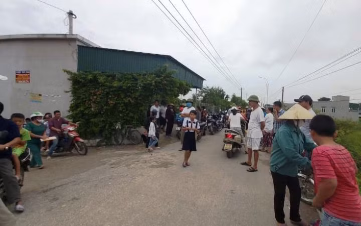 Hiện nay, chính quyền địa phương và ngành giáo dục huyện Nông Cống đang tuyên truyền, vận động người dân đưa trẻ đến trường.