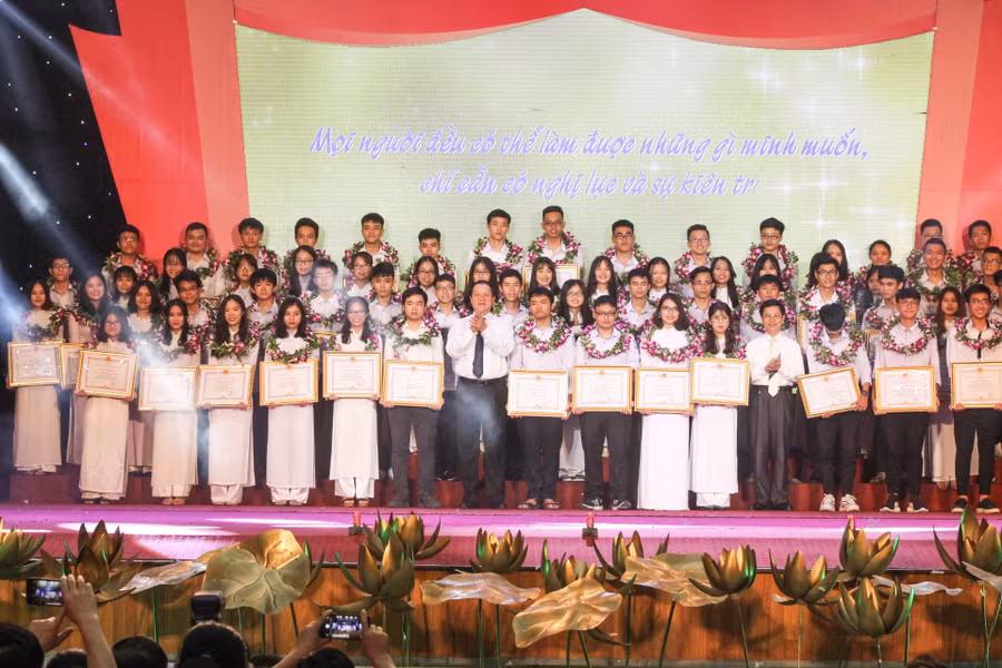 Nghệ An có 89 học sinh đạt giải quốc gia các môn văn hóa và 9 dự án đạt giải KHKT quốc gia