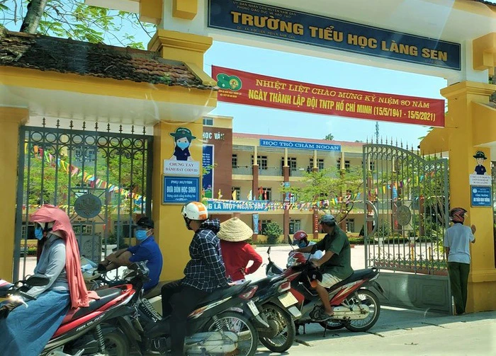 Trường Tiểu học Làng Sen, nơi xảy ra vụ việc.