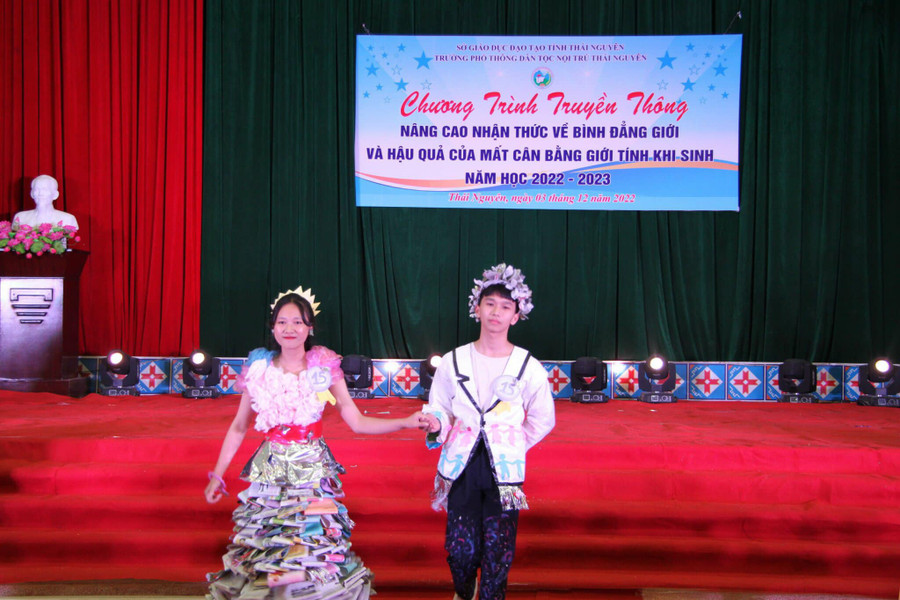 Giao lưu trực tuyến 'Đồng hành cùng trò vùng cao' ảnh 37