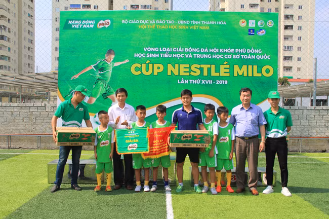 Đội bóng khối Tiểu học Thanh Hóa xếp vị trí đồng hạng Ba tại giải.