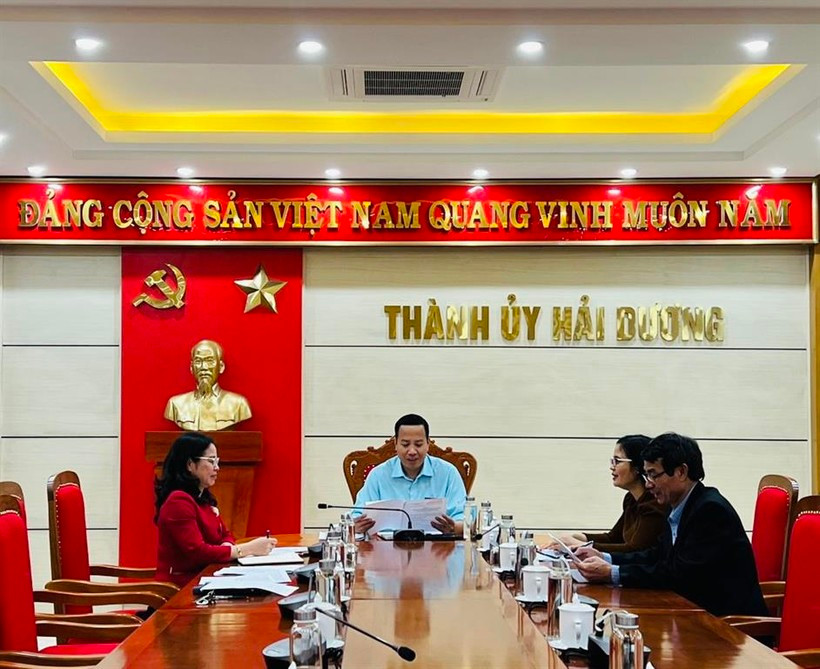 Kỳ họp thứ 44 của Ủy ban kiểm tra Thành ủy Hải Dương. Kỳ họp thứ 44 của Ủy ban kiểm tra Thành ủy Hải Dương.