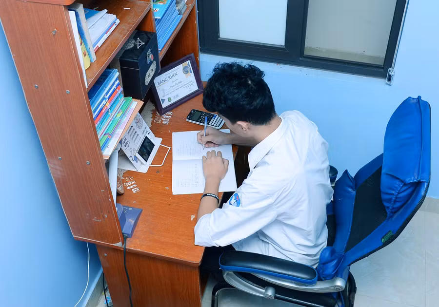 TP Vinh (Nghệ An) đã duy trì dạy học trực tuyến các cấp học phổ thông 3 tuần kể từ đầu năm học mới 2021-2022.