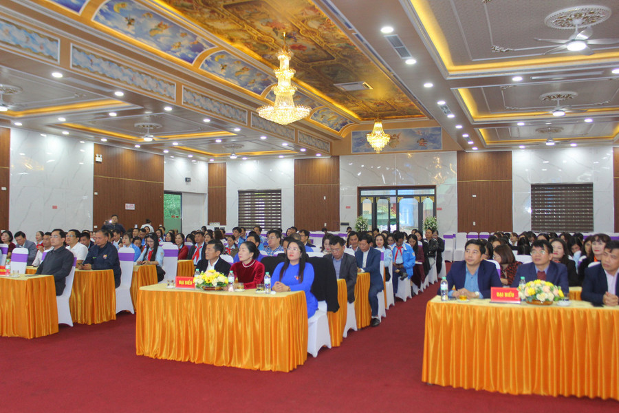 Nghệ An tổ chức Lễ tổng kết Hội thi giáo viên làm tổng phụ trách Đội Thiếu niên tiền phong Hồ Chí Minh giỏi cấp tỉnh năm học 2023 – 2024. Ảnh: Hồ Lài Nghệ An tổ chức Lễ tổng kết Hội thi giáo viên làm tổng phụ trách Đội Thiếu niên tiền phong Hồ Chí Minh giỏi cấp tỉnh năm học 2023 – 2024. Ảnh: Hồ Lài