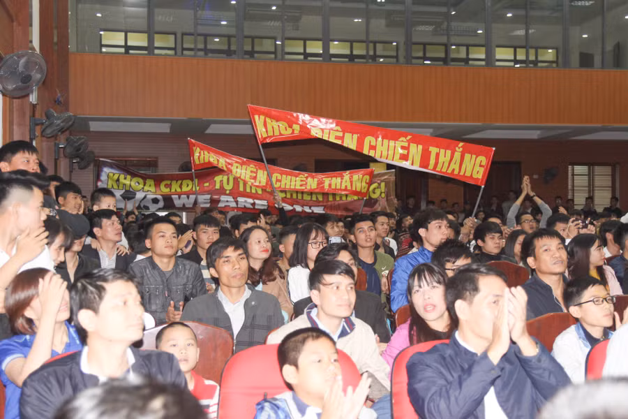 Kịch tính thi đấu Robocon ảnh 3