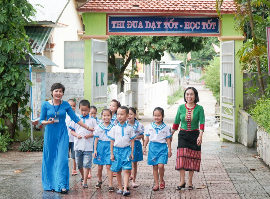 Nghệ An thực hiện linh hoạt nhiều giải pháp đổi mới giáo dục ở cả đồng bằng và miền núi.