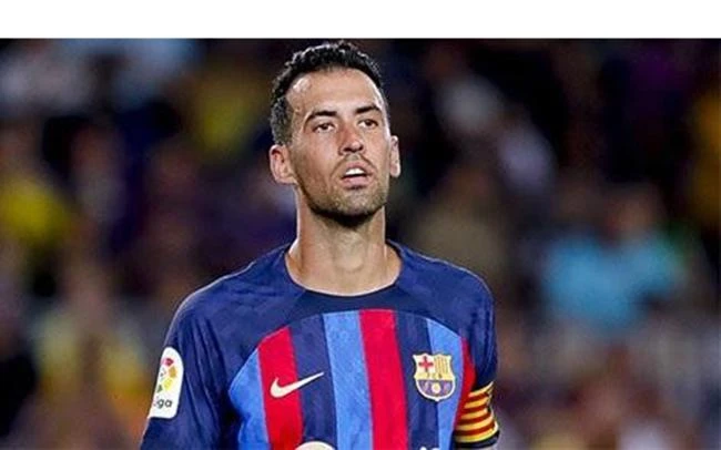 Busquets chưa chốt tương lai sau khi rời Barca.