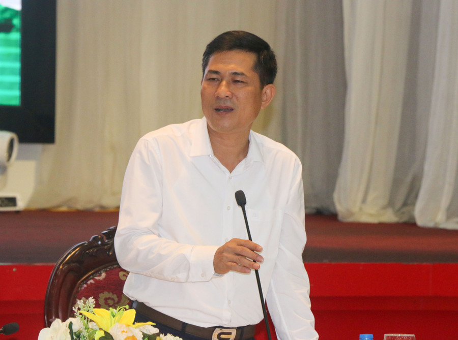 Ông Thái Văn Thành - GĐ Sở GD&ĐT Nghệ An trao đổi về các ý kiến tại hội thảo. Ông Thái Văn Thành - GĐ Sở GD&ĐT Nghệ An trao đổi về các ý kiến tại hội thảo.