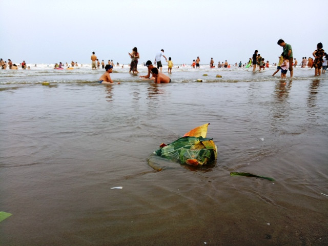 Đủ thứ các loại rác