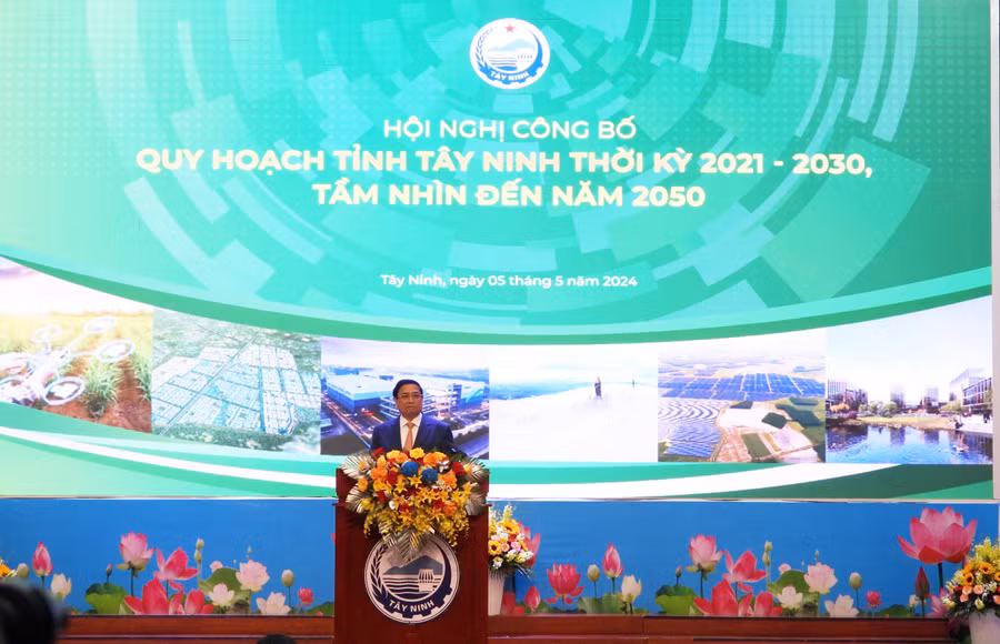 Thủ tướng Phạm Minh Chính phát biểu chỉ đạo tại Hội nghị công bố Quy hoạch tỉnh Tây Ninh.