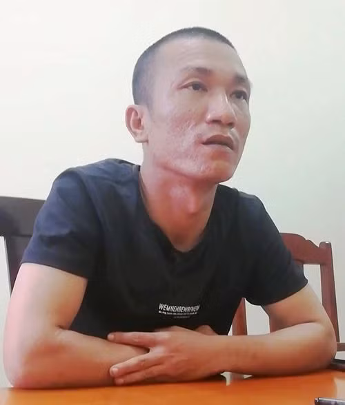 Hồ Văn Nhiệm tại cơ quan công an. Ảnh: Công an Thanh Hóa cung cấp.