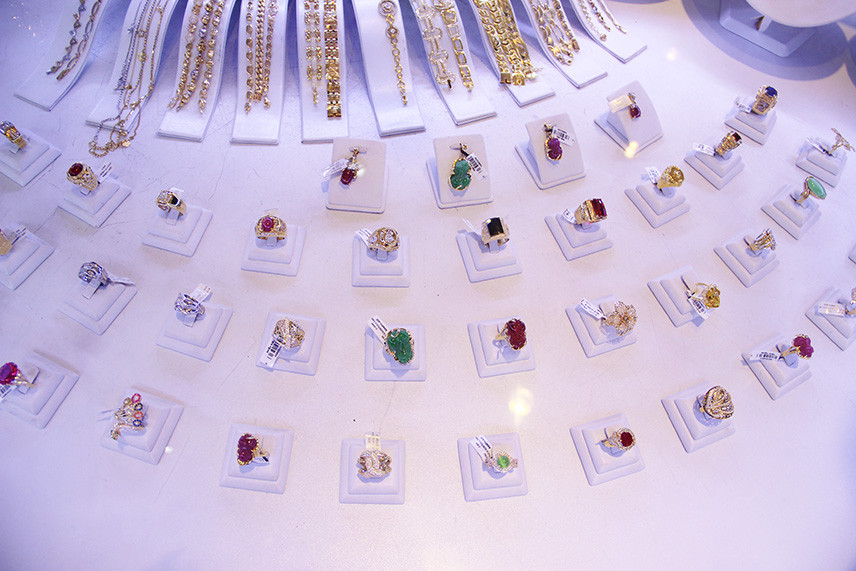 Nhiều mẫu trang sức được giới thiệu cho các cặp đôi mua tặng dịp lễ Valentine Nhiều mẫu trang sức được giới thiệu cho các cặp đôi mua tặng dịp lễ Valentine