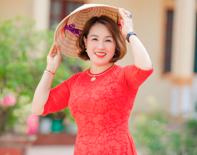 Cô Trần Thị Đa - Hiệu trưởng Trường Tiểu học Nhân Thành, huyện Yên Thành, Nghệ An.