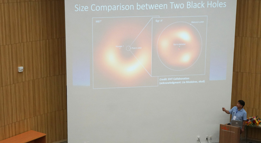 Một bài trình bày tại hội nghị. Ảnh: Mạnh Tùng