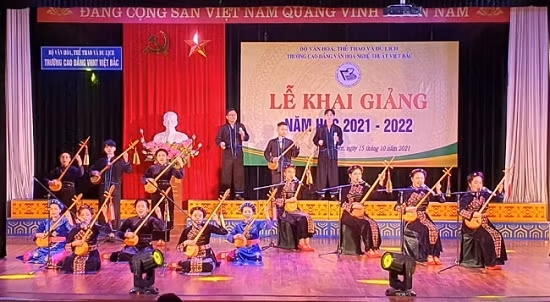 Giao lưu trực tuyến “Bồi đắp tình yêu văn hóa dân tộc trong học sinh, sinh viên” ảnh 22