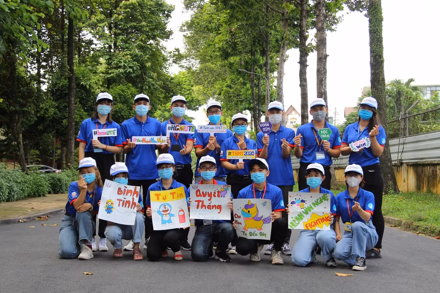 Giao lưu trực tuyến “Thanh niên tình nguyện đồng hành cùng kỳ thi đặc biệt” ảnh 51