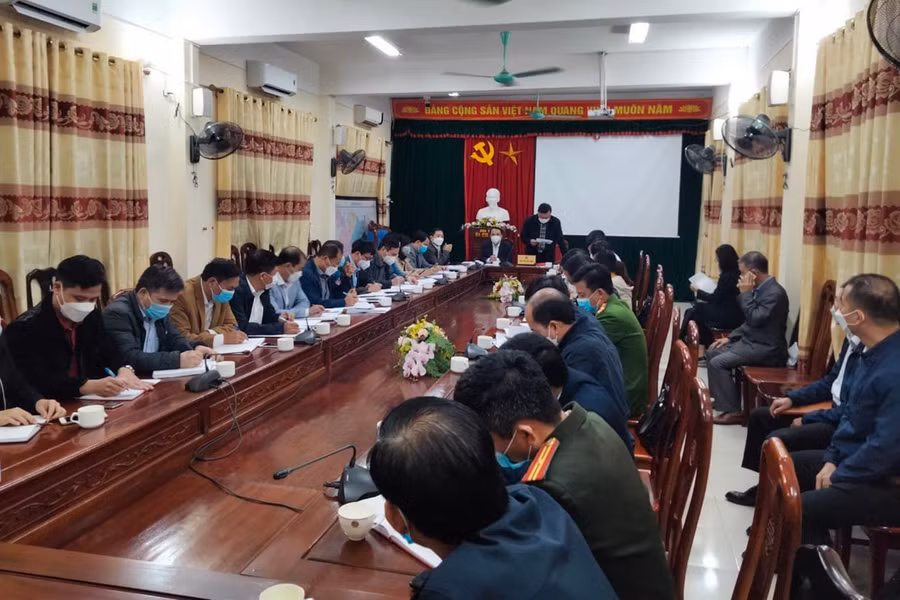 Ban chỉ huy phòng chống dịch Covid-19 tỉnh Nghệ An họp khẩn bàn giải pháp chống dịch tại huyện Tân Kỳ