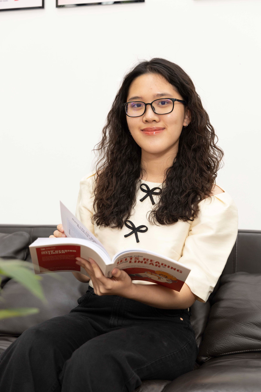 Vương Huỳnh Khánh Hà - lớp 12 chuyên Anh, trường THPT Chuyên Bạc Liêu.