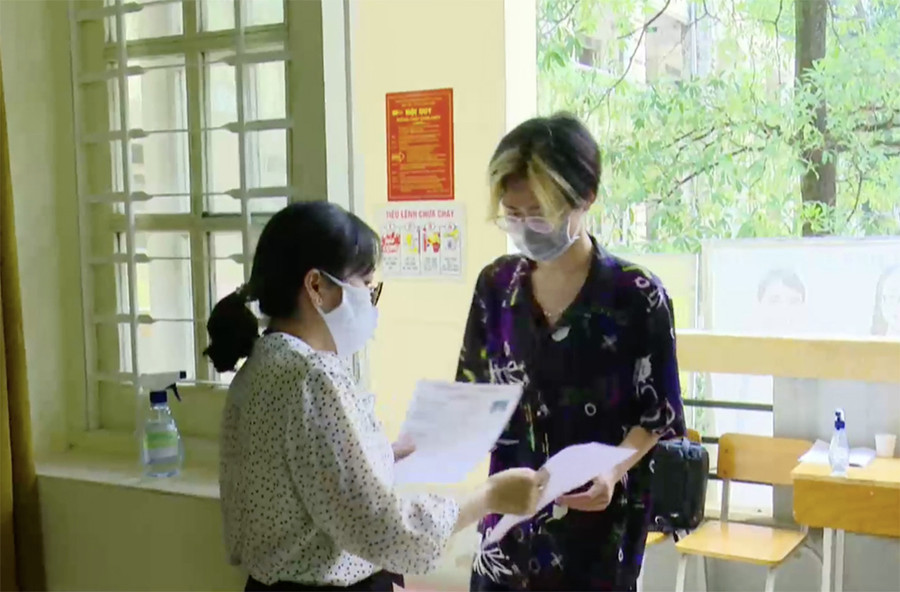 Thí sinh tự tin đạt kết quả tốt bài thi tổ hợp ảnh 1