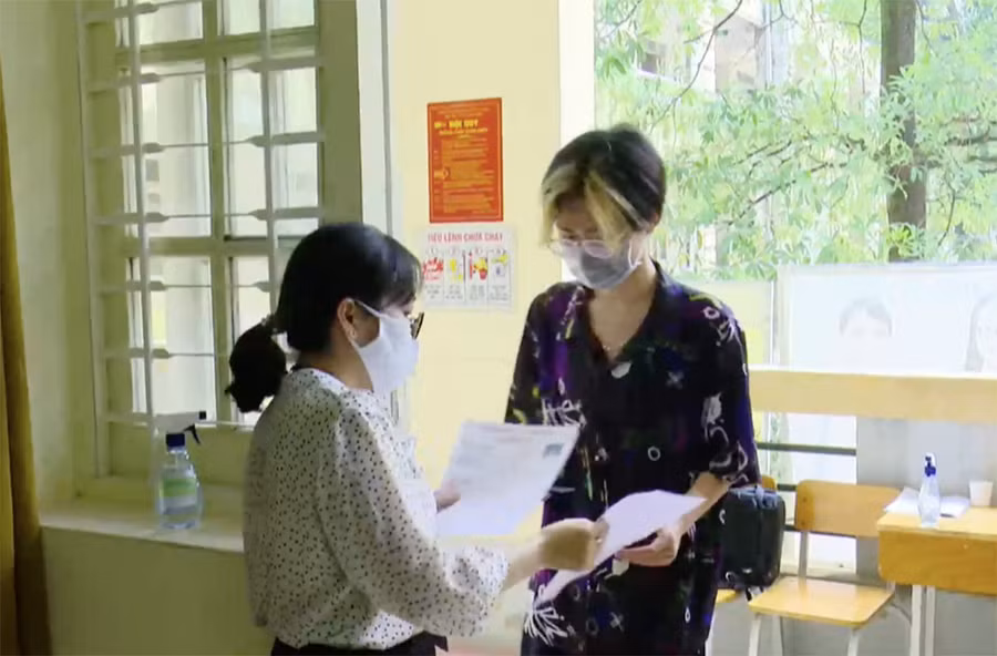 Thí sinh tự tin đạt kết quả tốt bài thi tổ hợp ảnh 1