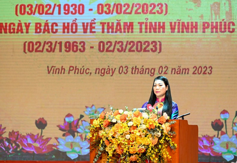 Bí thư Tỉnh ủy Vĩnh Phúc Hoàng Thị Thúy Lan đọc diễn văn tại lễ kỷ niệm. (Ảnh: Duy Linh)