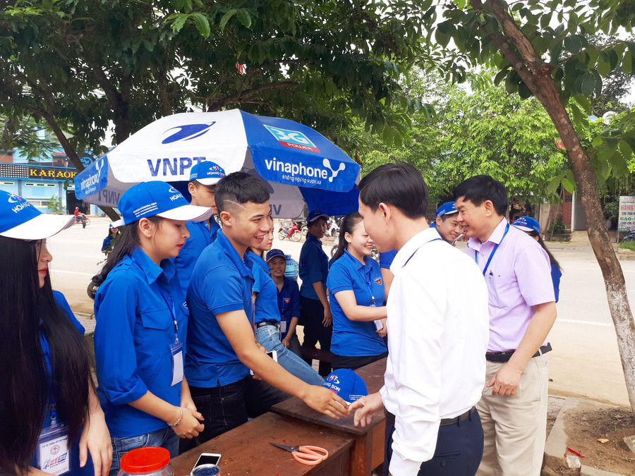 Trường THPT Quế Phong huy động nhiều nguồn lực để hỗ trợ học sinh trong 2 đợt thi tuyển sinh vào lớp 10 và thi Tốt nghiệp THPT.