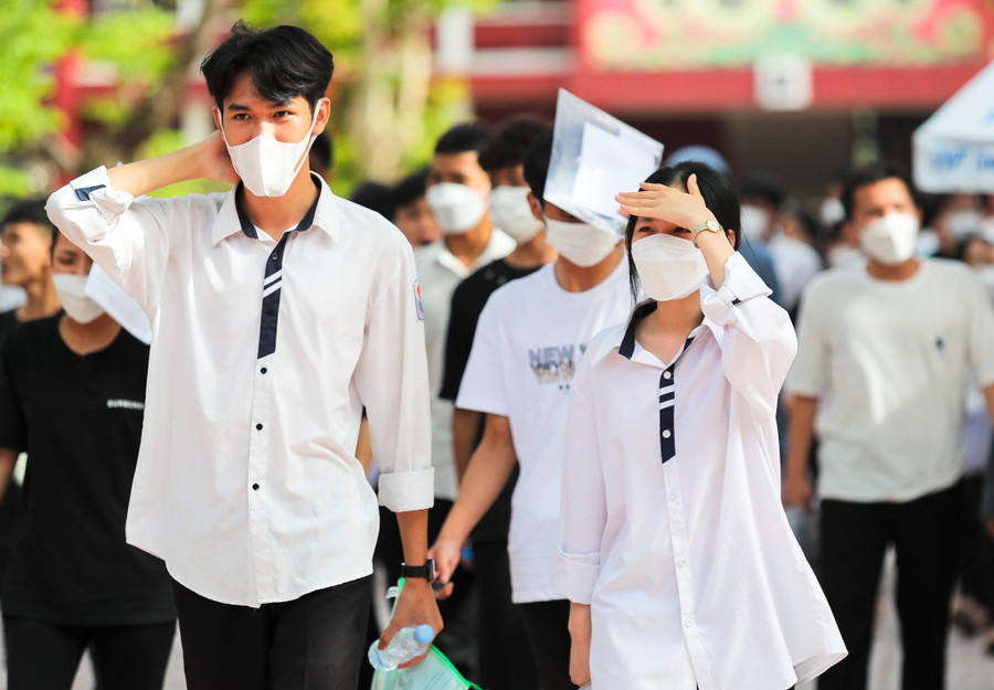 Sở GD&ĐT Nghệ An đã chuẩn bị hạ tầng công nghệ phục vụ tra cứu điểm thi tốt nghiệp THPT 2022. Sở GD&ĐT Nghệ An đã chuẩn bị hạ tầng công nghệ phục vụ tra cứu điểm thi tốt nghiệp THPT 2022.