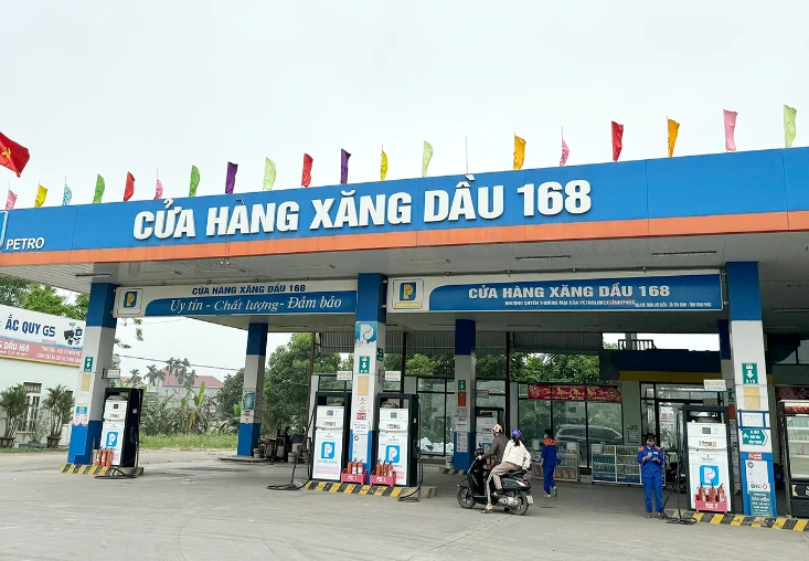 Cửa hàng xăng dầu của Công ty TNHH MTV đầu tư và xây dựng 168 bị xử phạt vi phạm hành chính 30 triệu đồng.