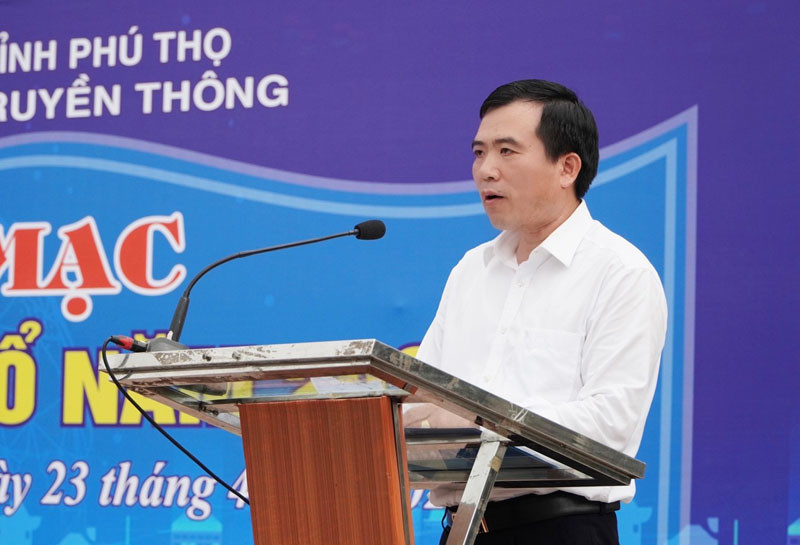 Ông Nguyễn Minh Tường - Giám đốc Sở Thông tin và Truyền thông tỉnh Phú Thọ phát biểu khai mạc Hội Sách Đất Tổ năm 2024.
