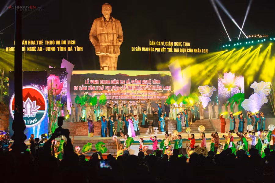 Nhiều chương trình nghệ thuật đặc sắc sẽ diễn ra tại Lễ hội Làng Sen năm 2022 tại Nghệ An.