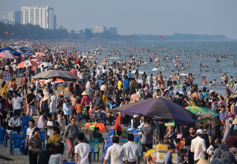 Sầm Sơn (Thanh Hóa) luôn là điểm đến hấp dẫn của du khách trong và ngoài nước.