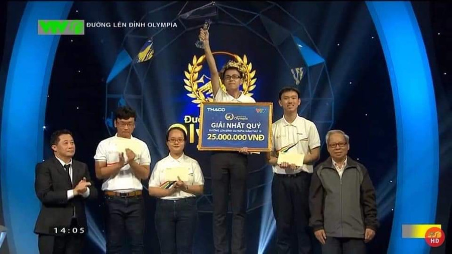 Trần Thế Trung đã xuất sắc giành vòng nguyệt quế tại các cuộc thi tuần, tháng, quý để đem cầu truyền hình trực tiếp về cho Nghệ An Trần Thế Trung đã xuất sắc giành vòng nguyệt quế tại các cuộc thi tuần, tháng, quý để đem cầu truyền hình trực tiếp về cho Nghệ An