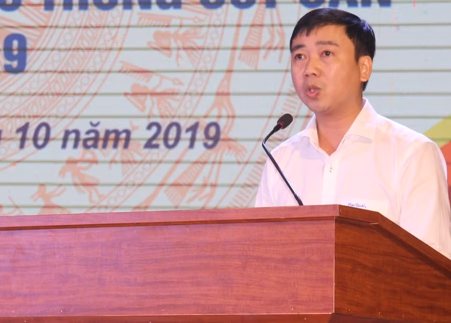 TS. Nguyễn Ngọc Hiền - Phó Hiệu trưởng Trường ĐH Vinh cho biết nhà trường đã bố trí giảng viên chủ chốt bồi dưỡng cho giáo viên lớp 1 tỉnh Nghệ An