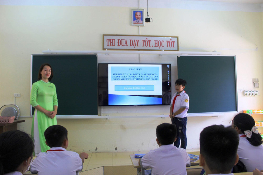 Giờ học đầy hứng thú của học sinh lớp 6C, Trường THCS Cù Chính Lan.