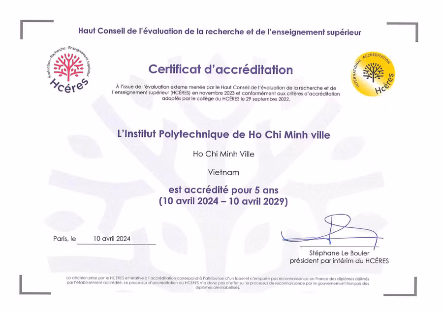 Chứng nhận đạt kiểm định từ HCERES. Ảnh: HCMUT