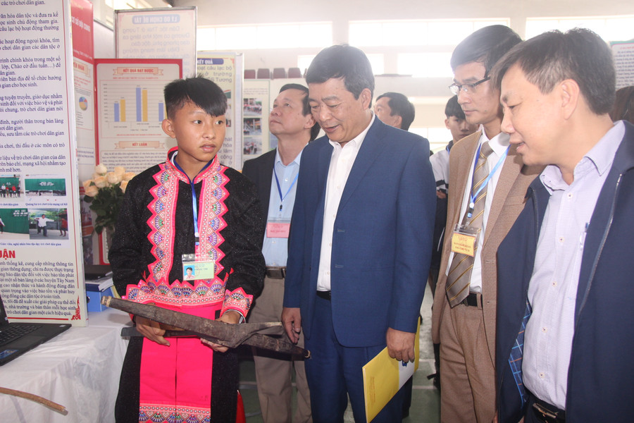 Có nhiều dự án của học sinh dân tộc thiểu số dự thi KHKT cấp tỉnh