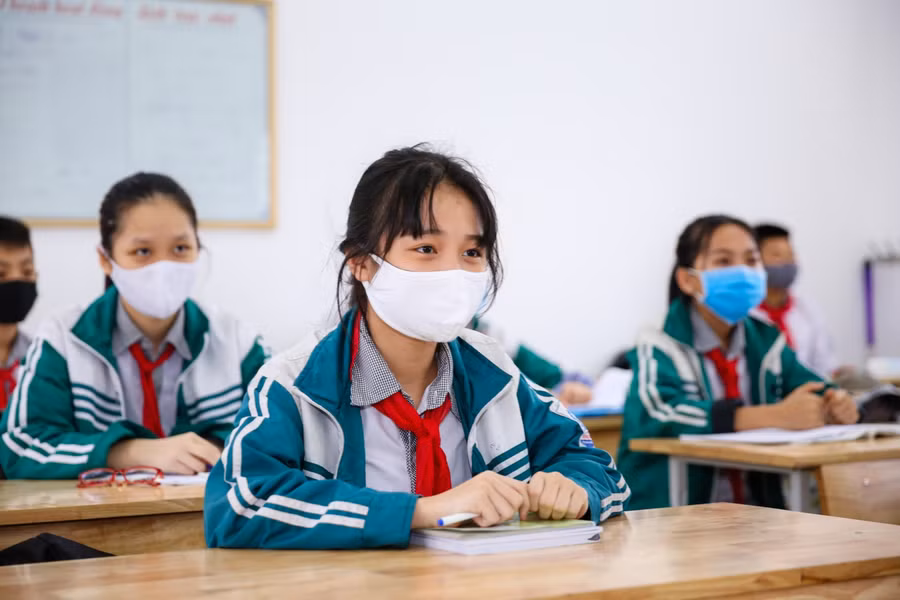 Trong học kỳ II, các cơ sở giáo dục chuẩn bị phương án để dạy học trực tuyến và khởi động dạy học trên truyền hình.