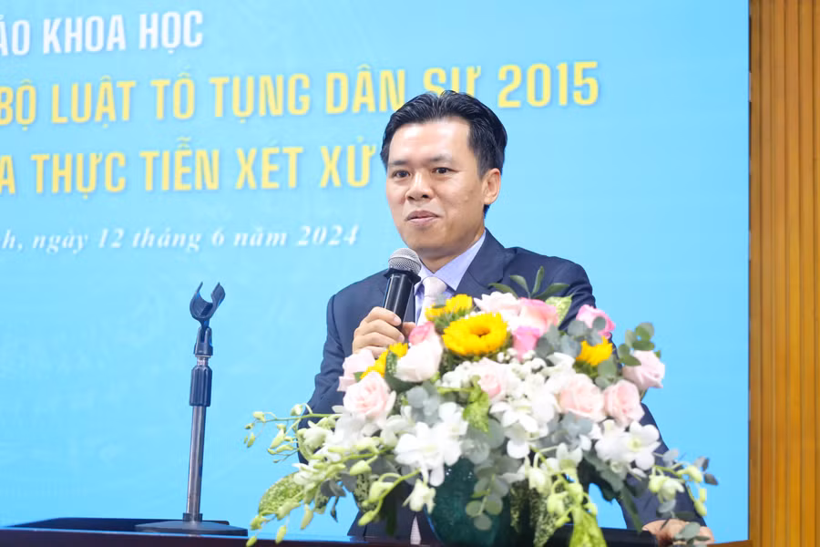 GS.TS Đỗ Văn Đại, Phó Hiệu trưởng Trường Đại học Luật TPHCM phát biểu khai mạc hội thảo. (Ảnh: HCMULAW)