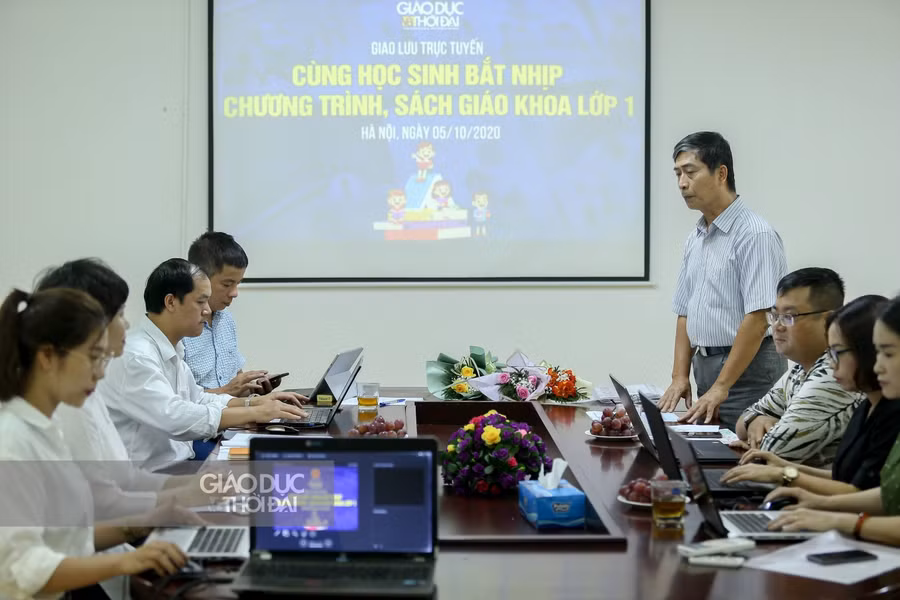 Giao lưu trực tuyến: "Cùng học sinh bắt nhịp chương trình, sách giáo khoa lớp 1” ảnh 73
