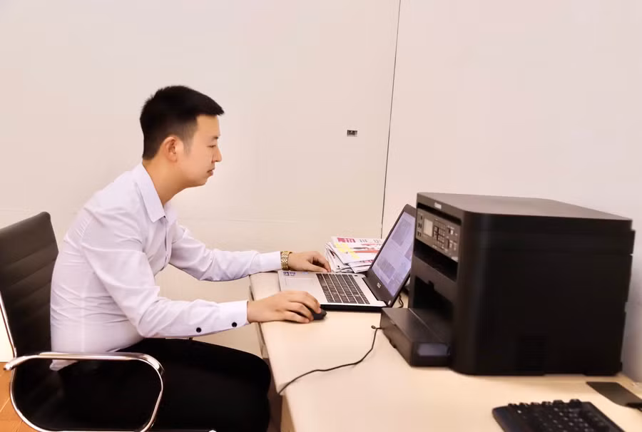 Thầy Nguyễn Trọng Tấn trả lời câu hỏi của độc giả báo GD&amp;TĐ trong buổi giao lưu trực tuyến