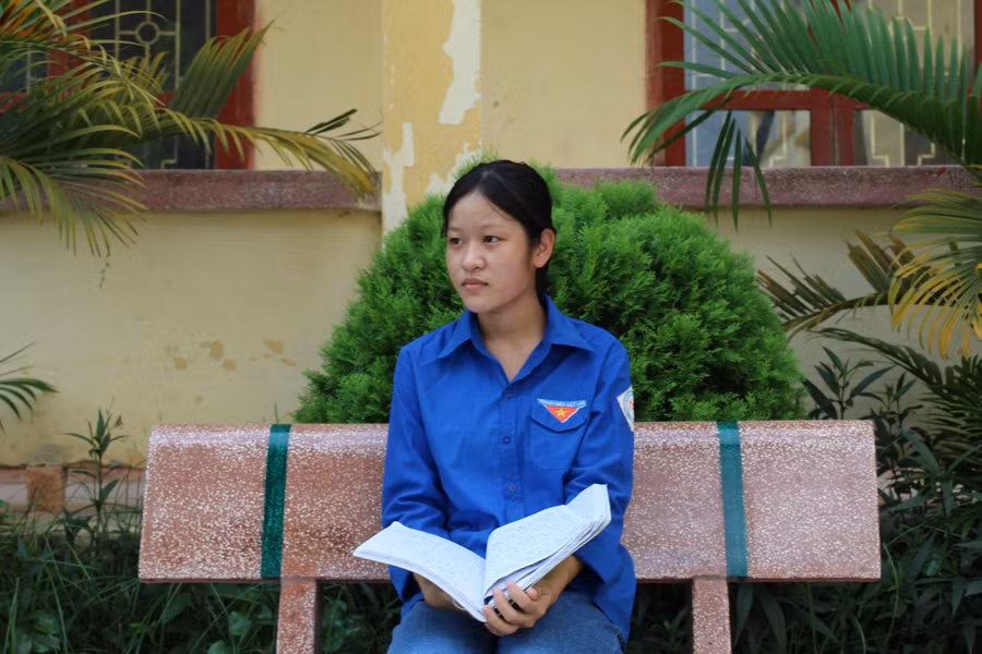 Nữ sinh Hoàng Thị Hằng.