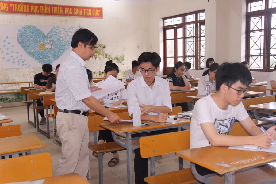 Thí sinh Nghệ An dự thi THPT quốc gia 2019