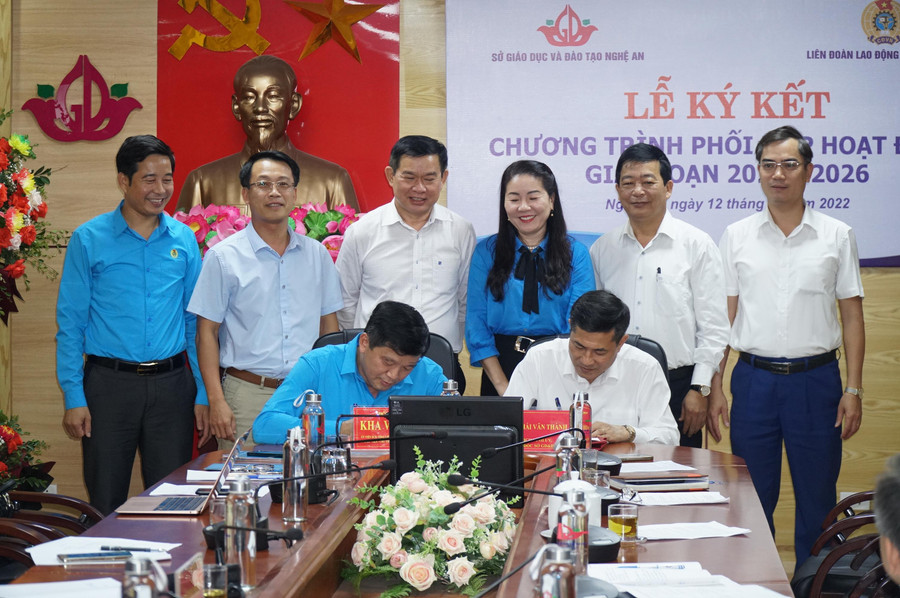 Hai đơn vị thực hiện ký kết chương trình phối hợp với 6 nội dung và 9 hoạt động cụ thể.