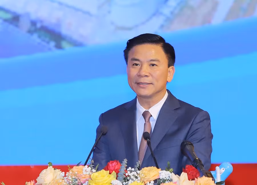 Bí thư Tỉnh ủy Thanh Hóa Đỗ Trọng hưng phát biểu tại hội nghị. Ảnh: MH.