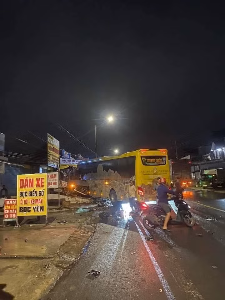 Hiện trường vụ tai nạn. (Ảnh: H.P)