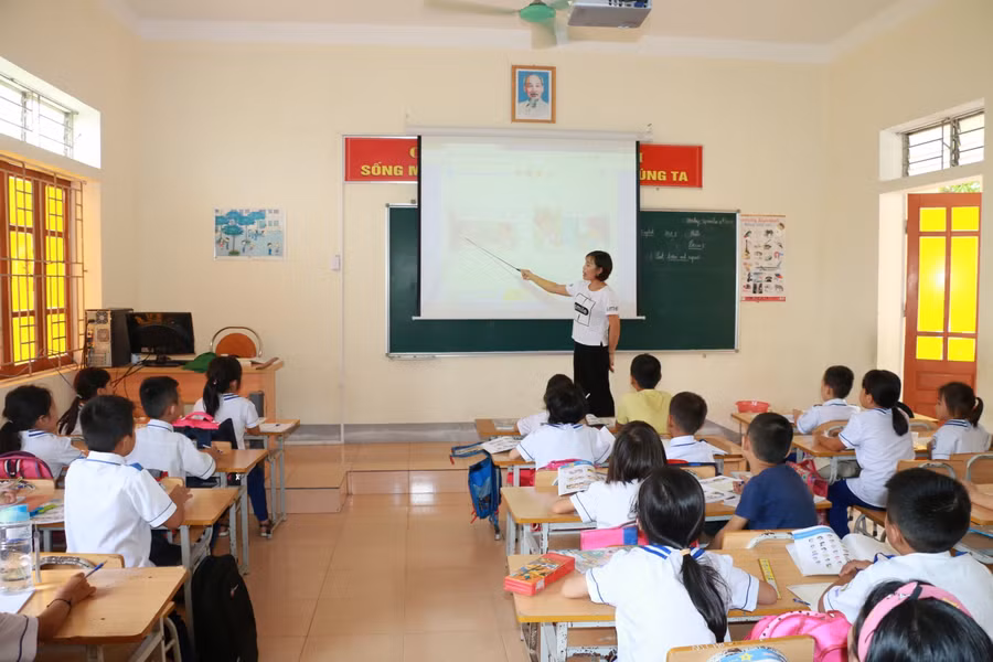 Tỉnh sẽ đẩy mạnh chuyển đổi số, triển khai giáo án điện tử, bài giảng điện tử