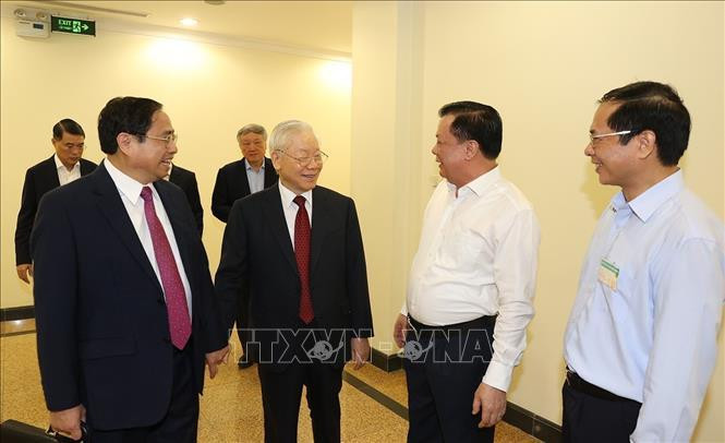 Tổng Bí thư Nguyễn Phú Trọng, Thủ tướng Phạm Minh Chính với các đại biểu dự hội nghị. Ảnh: Trí Dũng/TTXVN