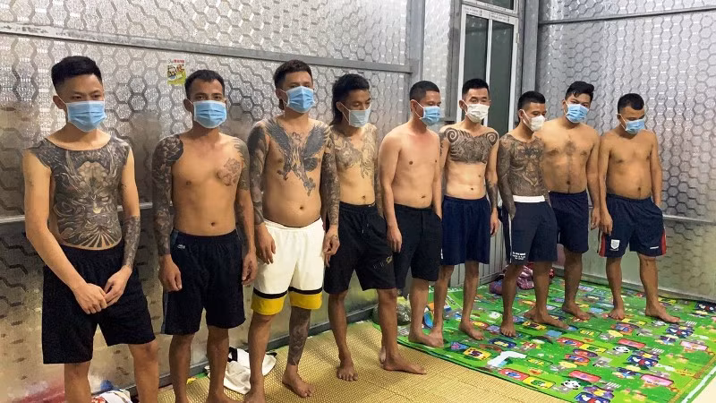 Theo Công an Thanh Hóa, trong nhóm đánh bạc, nhiều nghi can đã có tiền án, tiền sự về tội đánh bạc và tổ chức đánh bạc. Ảnh: Công an Thanh Hóa cung cấp.